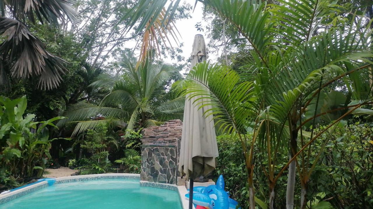 Casa El Colibri Parrita